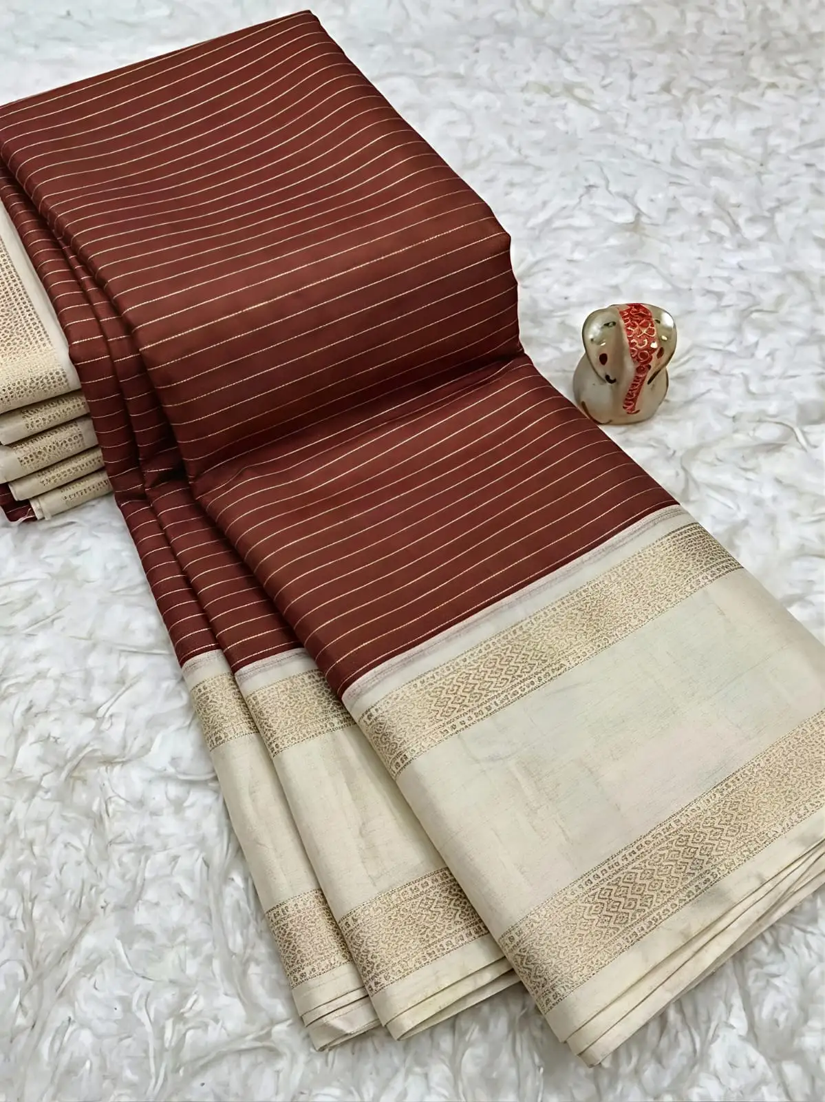 Elegant Zari Stripe Contrast Warm Silk Saree
